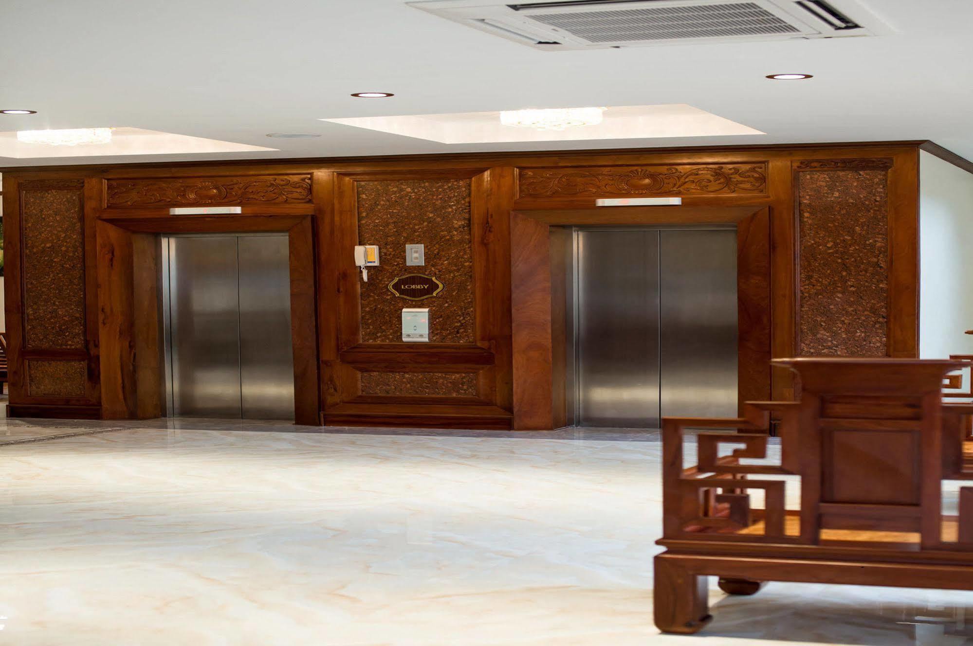 ויינטיאן Capitol Residence מראה חיצוני תמונה